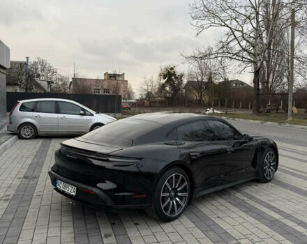 Черный Порше Тайкан, объемом двигателя 0 л и пробегом 63 тыс. км за 49000 $, фото 3 на Automoto.ua