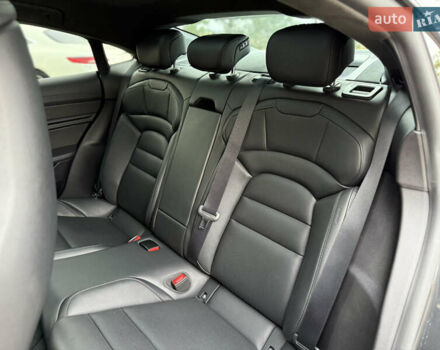 Чорний Порше Тайкан, об'ємом двигуна 0 л та пробігом 33 тис. км за 88900 $, фото 78 на Automoto.ua