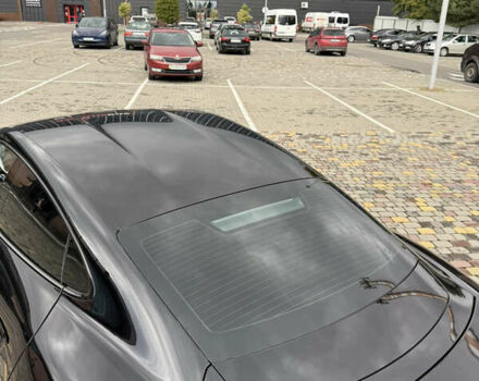 Черный Порше Тайкан, объемом двигателя 0 л и пробегом 60 тыс. км за 53300 $, фото 9 на Automoto.ua