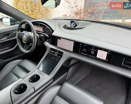 Чорний Порше Тайкан, об'ємом двигуна 0 л та пробігом 33 тис. км за 88900 $, фото 92 на Automoto.ua