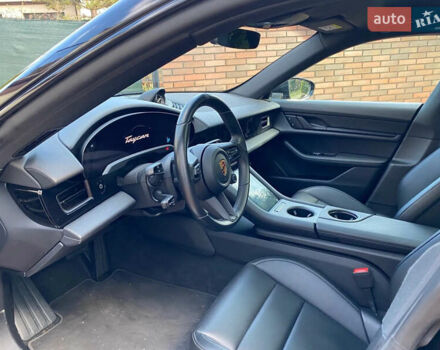 Черный Порше Тайкан, объемом двигателя 0 л и пробегом 52 тыс. км за 19200 $, фото 8 на Automoto.ua