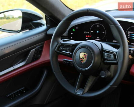 Черный Порше Тайкан, объемом двигателя 0 л и пробегом 29 тыс. км за 85800 $, фото 11 на Automoto.ua