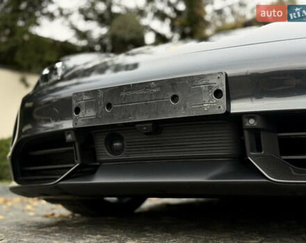 Чорний Порше Тайкан, об'ємом двигуна 0 л та пробігом 33 тис. км за 88900 $, фото 7 на Automoto.ua