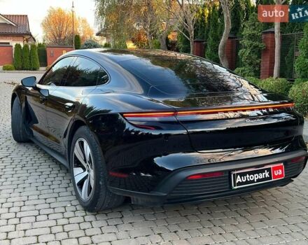 Черный Порше Тайкан, объемом двигателя 0 л и пробегом 41 тыс. км за 49980 $, фото 10 на Automoto.ua