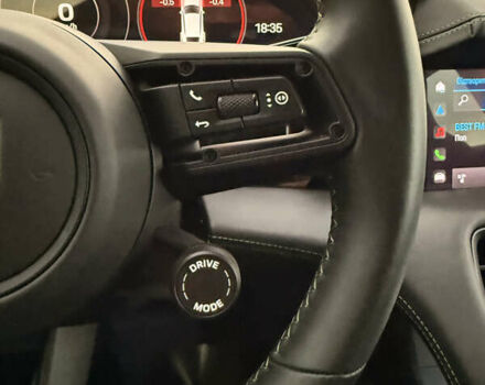 Черный Порше Тайкан, объемом двигателя 0 л и пробегом 11 тыс. км за 83333 $, фото 103 на Automoto.ua