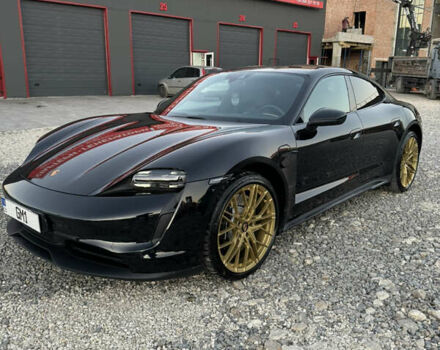 Черный Порше Тайкан, объемом двигателя 0 л и пробегом 40 тыс. км за 88500 $, фото 3 на Automoto.ua