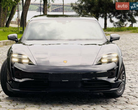 Черный Порше Тайкан, объемом двигателя 0 л и пробегом 11 тыс. км за 83333 $, фото 51 на Automoto.ua