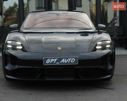 Черный Порше Тайкан, объемом двигателя 0 л и пробегом 1 тыс. км за 108800 $, фото 1 на Automoto.ua