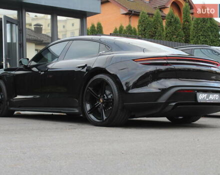 Черный Порше Тайкан, объемом двигателя 0 л и пробегом 1 тыс. км за 108800 $, фото 13 на Automoto.ua