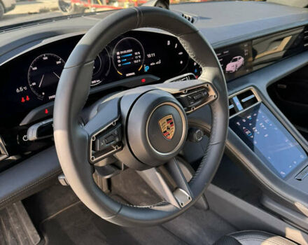 Черный Порше Тайкан, объемом двигателя 0 л и пробегом 40 тыс. км за 88500 $, фото 21 на Automoto.ua