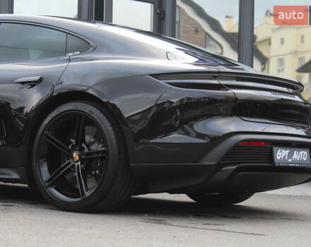 Черный Порше Тайкан, объемом двигателя 0 л и пробегом 1 тыс. км за 108800 $, фото 10 на Automoto.ua