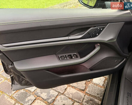 Черный Порше Тайкан, объемом двигателя 0 л и пробегом 11 тыс. км за 83333 $, фото 116 на Automoto.ua