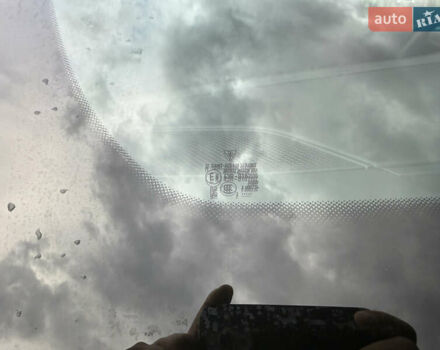 Черный Порше Тайкан, объемом двигателя 0 л и пробегом 11 тыс. км за 83333 $, фото 138 на Automoto.ua