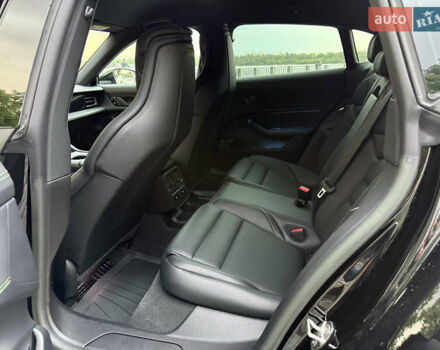 Черный Порше Тайкан, объемом двигателя 0 л и пробегом 11 тыс. км за 83333 $, фото 86 на Automoto.ua