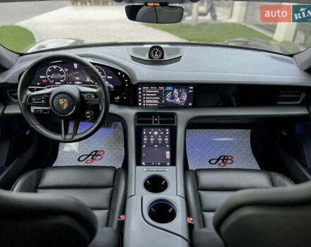 Черный Порше Тайкан, объемом двигателя 0 л и пробегом 9 тыс. км за 78000 $, фото 33 на Automoto.ua