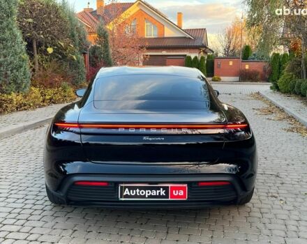 Черный Порше Тайкан, объемом двигателя 0 л и пробегом 41 тыс. км за 49980 $, фото 12 на Automoto.ua