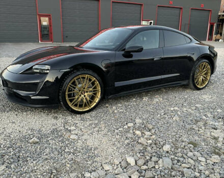 Черный Порше Тайкан, объемом двигателя 0 л и пробегом 40 тыс. км за 88500 $, фото 4 на Automoto.ua