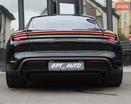 Черный Порше Тайкан, объемом двигателя 0 л и пробегом 1 тыс. км за 108800 $, фото 15 на Automoto.ua