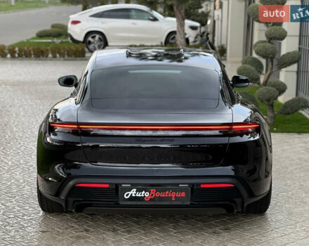 Черный Порше Тайкан, объемом двигателя 0 л и пробегом 9 тыс. км за 78000 $, фото 12 на Automoto.ua