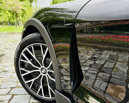 Черный Порше Тайкан, объемом двигателя 0 л и пробегом 11 тыс. км за 83333 $, фото 149 на Automoto.ua