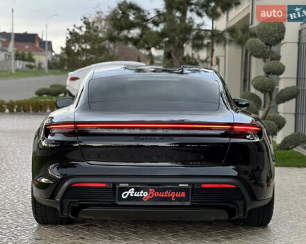 Черный Порше Тайкан, объемом двигателя 0 л и пробегом 9 тыс. км за 78000 $, фото 13 на Automoto.ua
