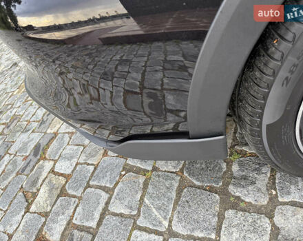 Черный Порше Тайкан, объемом двигателя 0 л и пробегом 11 тыс. км за 83333 $, фото 61 на Automoto.ua