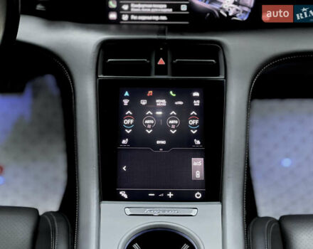 Черный Порше Тайкан, объемом двигателя 0 л и пробегом 9 тыс. км за 78000 $, фото 40 на Automoto.ua