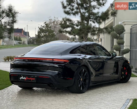 Черный Порше Тайкан, объемом двигателя 0 л и пробегом 9 тыс. км за 78000 $, фото 16 на Automoto.ua