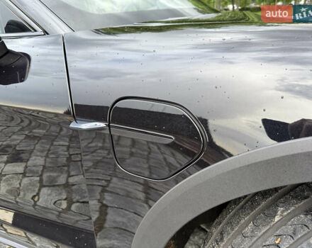 Черный Порше Тайкан, объемом двигателя 0 л и пробегом 11 тыс. км за 83333 $, фото 142 на Automoto.ua