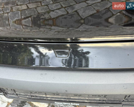 Черный Порше Тайкан, объемом двигателя 0 л и пробегом 11 тыс. км за 83333 $, фото 158 на Automoto.ua