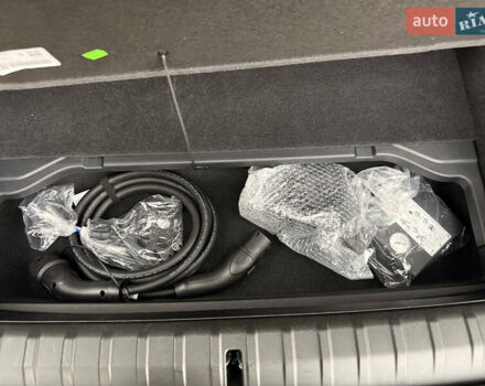 Черный Порше Тайкан, объемом двигателя 0 л и пробегом 11 тыс. км за 83333 $, фото 111 на Automoto.ua