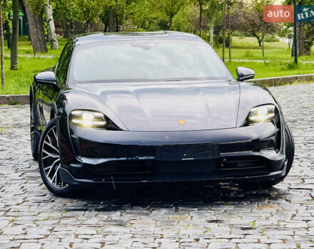 Черный Порше Тайкан, объемом двигателя 0 л и пробегом 11 тыс. км за 83333 $, фото 32 на Automoto.ua