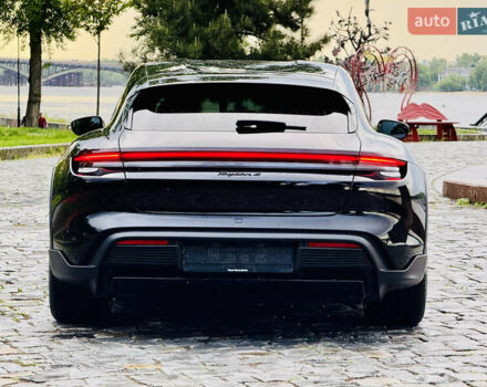 Черный Порше Тайкан, объемом двигателя 0 л и пробегом 11 тыс. км за 83333 $, фото 172 на Automoto.ua