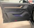 Черный Порше Тайкан, объемом двигателя 0 л и пробегом 43 тыс. км за 75000 $, фото 13 на Automoto.ua