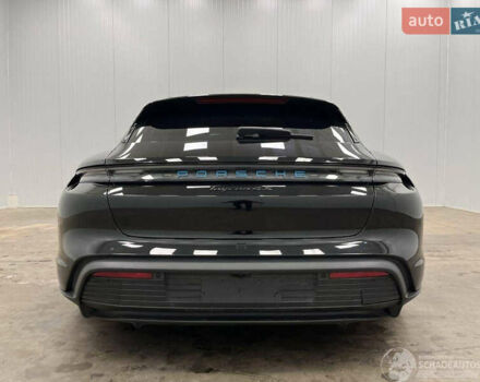 Черный Порше Тайкан, объемом двигателя 0 л и пробегом 32 тыс. км за 88000 $, фото 10 на Automoto.ua