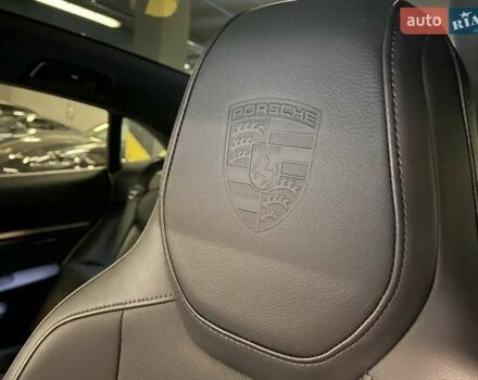 Черный Порше Тайкан, объемом двигателя 0 л и пробегом 43 тыс. км за 70000 $, фото 24 на Automoto.ua