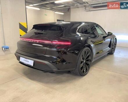 Черный Порше Тайкан, объемом двигателя 0 л и пробегом 43 тыс. км за 70000 $, фото 6 на Automoto.ua