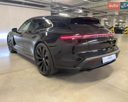 Черный Порше Тайкан, объемом двигателя 0 л и пробегом 43 тыс. км за 70000 $, фото 2 на Automoto.ua