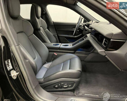 Черный Порше Тайкан, объемом двигателя 0 л и пробегом 32 тыс. км за 88000 $, фото 4 на Automoto.ua