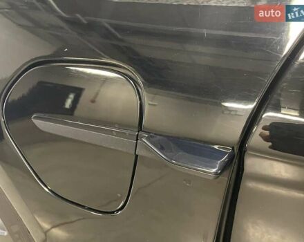 Черный Порше Тайкан, объемом двигателя 0 л и пробегом 43 тыс. км за 70000 $, фото 36 на Automoto.ua