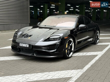 Черный Порше Тайкан, объемом двигателя 0 л и пробегом 33 тыс. км за 80000 $, фото 1 на Automoto.ua