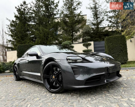 Чорний Порше Тайкан, об'ємом двигуна 0 л та пробігом 33 тис. км за 88900 $, фото 1 на Automoto.ua