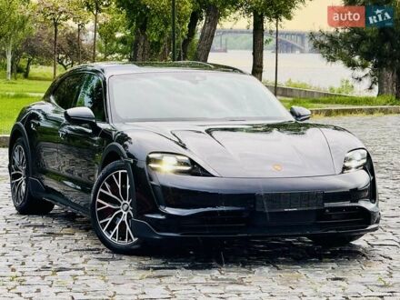 Порше Тайкан 2022 у Києві на Automoto.ua Чорний Порше Тайкан, об'ємом двигуна 0 л та пробігом 11 тис. км за 83333 $, фото 1 на Automoto.ua