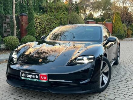 Черный Порше Тайкан, объемом двигателя 0 л и пробегом 41 тыс. км за 49980 $, фото 1 на Automoto.ua