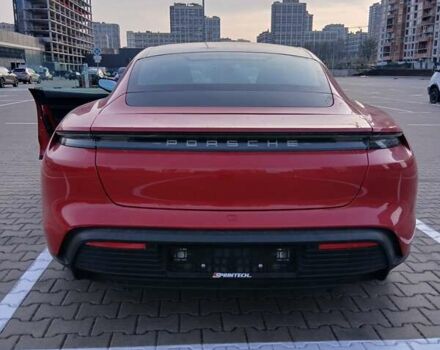 Красный Порше Тайкан, объемом двигателя 0 л и пробегом 32 тыс. км за 45000 $, фото 6 на Automoto.ua