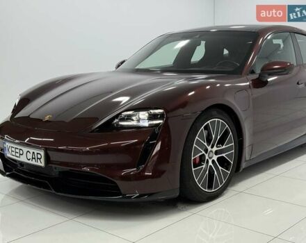 Красный Порше Тайкан, объемом двигателя 0 л и пробегом 35 тыс. км за 63000 $, фото 9 на Automoto.ua