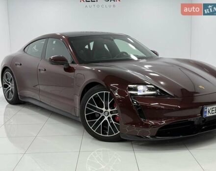 Красный Порше Тайкан, объемом двигателя 0 л и пробегом 35 тыс. км за 63000 $, фото 1 на Automoto.ua