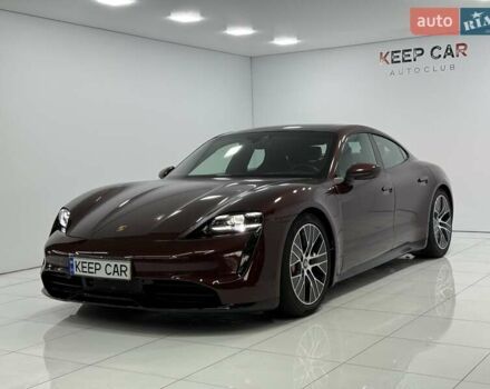 Красный Порше Тайкан, объемом двигателя 0 л и пробегом 35 тыс. км за 63000 $, фото 5 на Automoto.ua