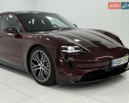Красный Порше Тайкан, объемом двигателя 0 л и пробегом 35 тыс. км за 63000 $, фото 8 на Automoto.ua