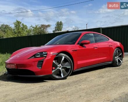 Красный Порше Тайкан, объемом двигателя 0 л и пробегом 60 тыс. км за 73800 $, фото 1 на Automoto.ua